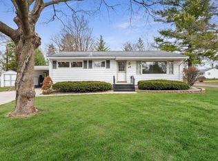 408 Acacia Ln, Madison, WI 53716