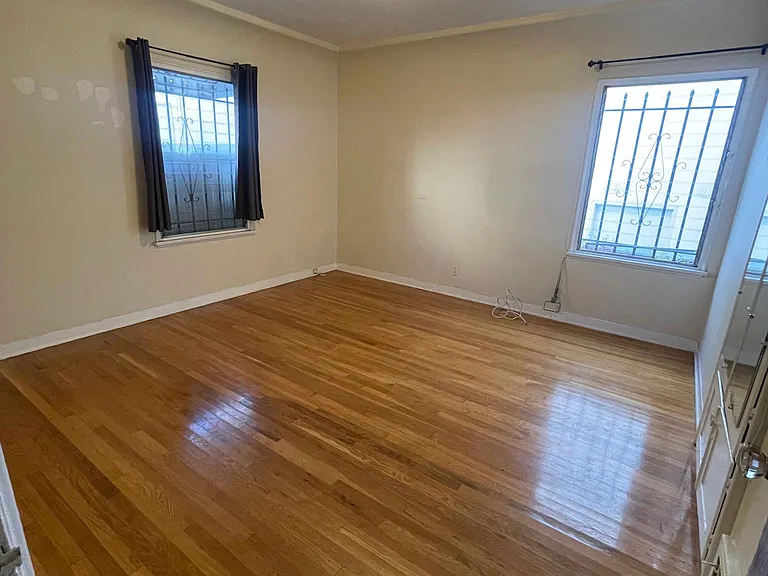 1060 S Corning St — Photo 26