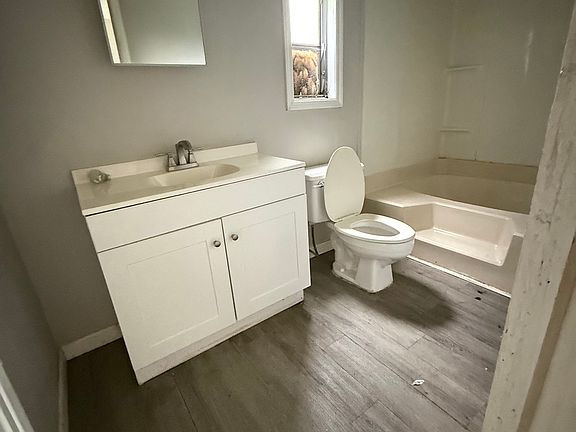 5th image of 38306 Palm Grove Dr #2