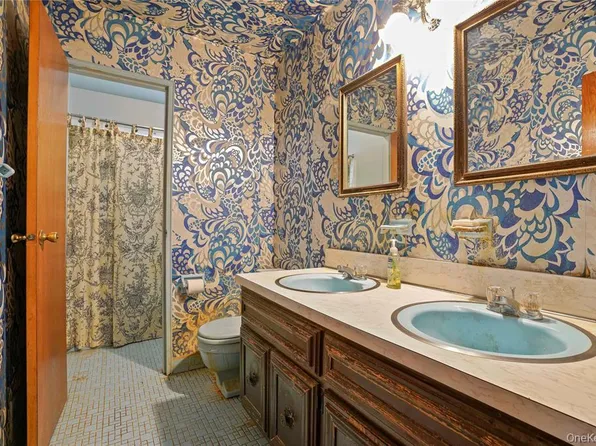 160-34 83rd Street image 13 of 43