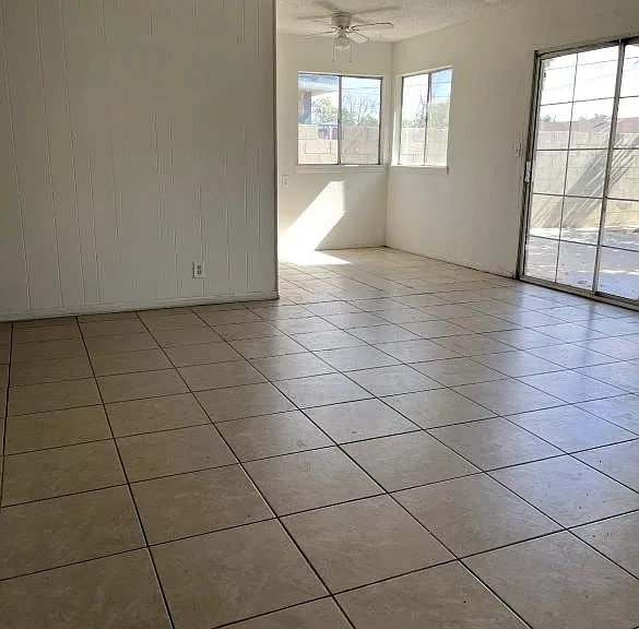 38532 33rd St E — Photo 2
