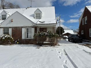 20024 Meyers Rd, Detroit, MI 48235