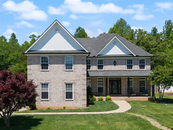 1135 Kacie Dr, Pleasant View, TN 37146
