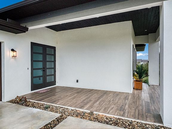 3rd image of 6840 San Benito Drive