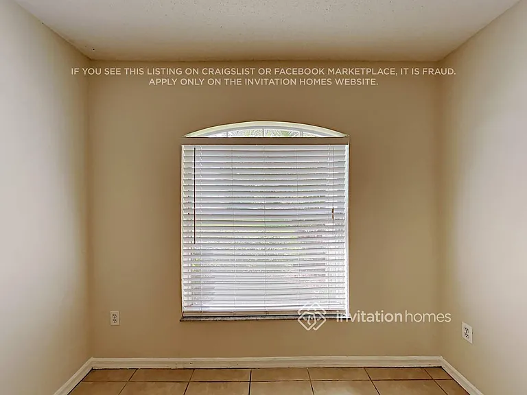 409 NW Concord Dr — Photo 14