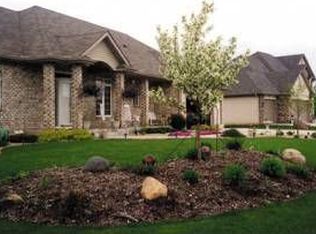 16393 Gunflint Trl, Lakeville, MN 55044