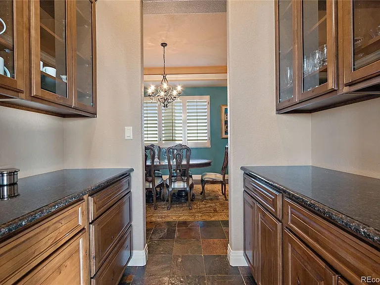 13963 Powhaton Rd — Photo 4