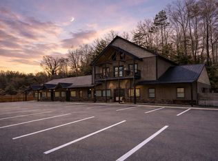 33 Rose Petal Lane, Ellijay, GA 30540
