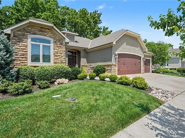 10604 W 132nd Pl, Overland Park, KS 66213