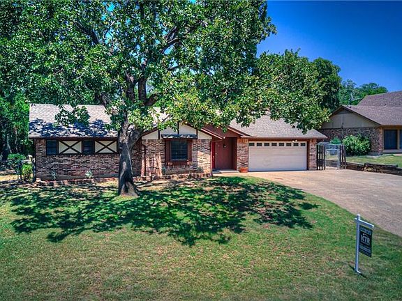 2nd image of 345 Shady Ln