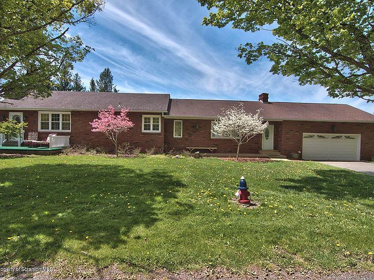 131 Lake Quinn Rd Waymart, PA, 18472 - Apartments for Rent | Zillow