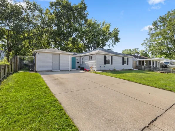 317 Preston Dr, South Bend, IN 46615