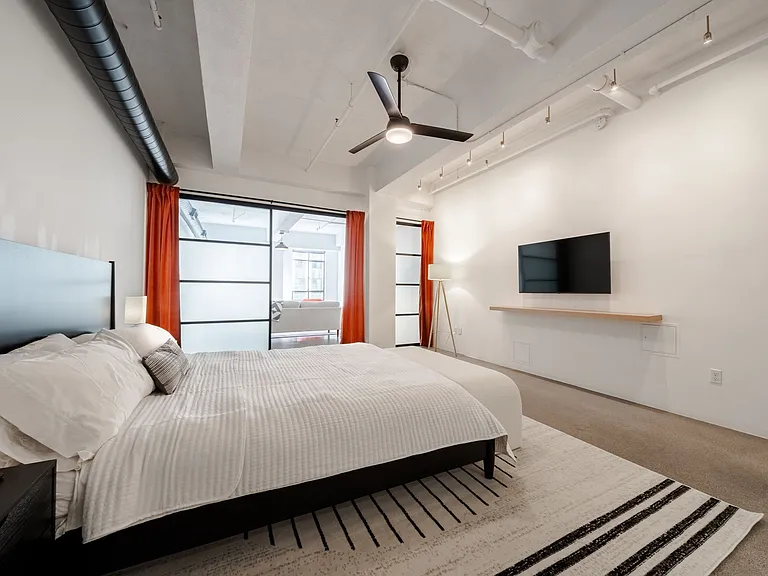 849 S Broadway #603 — Photo 31