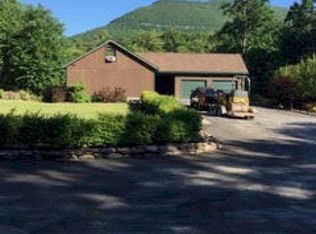 61 Woodland Falls Rd, Saugerties, NY 12477