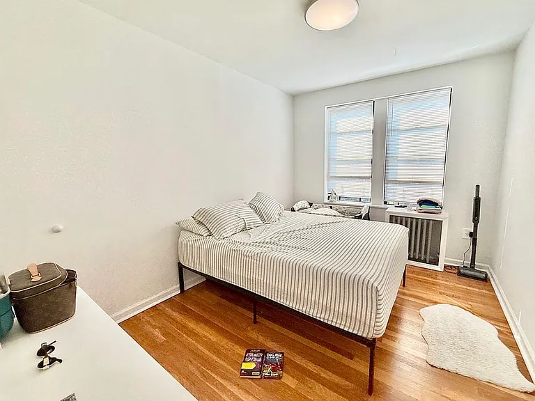 21-45 28th St #B1 — Photo 3