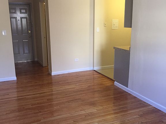 4th image of 6030 N Kenmore Ave APT 508