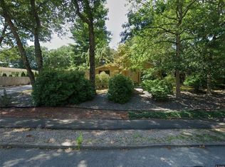 6 Blue Spruce Dr, Coventry, RI 02816