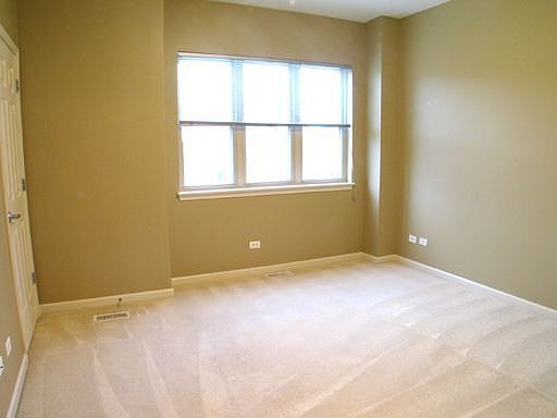 5th image of 712 W Eastman St