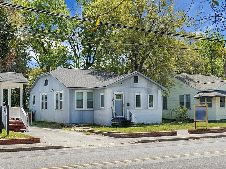 2135 Dorchester Rd — Photo 46