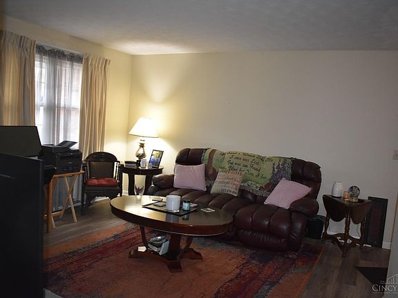 5th image of 1150 Southridge Ave