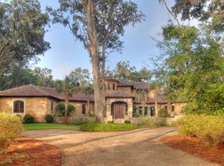 305 Hawkins Island Dr, St Simons Island, GA 31522