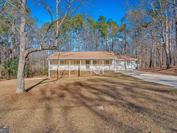 300 Woodland Way, Carrollton, GA 30116