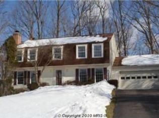 12702 Viking Ct, Herndon, VA 20171