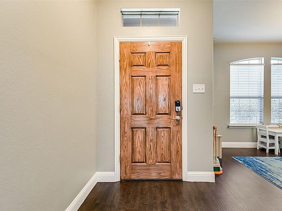 2nd image of 1564 Grassy View Dr