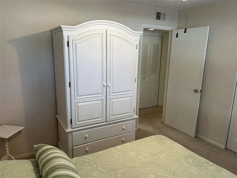 1316 Pasadena Ave S #202 — Photo 10