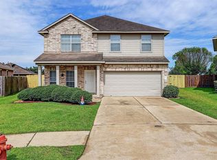 8323 Littlehip Hawthorn Dr, Baytown, TX 77523