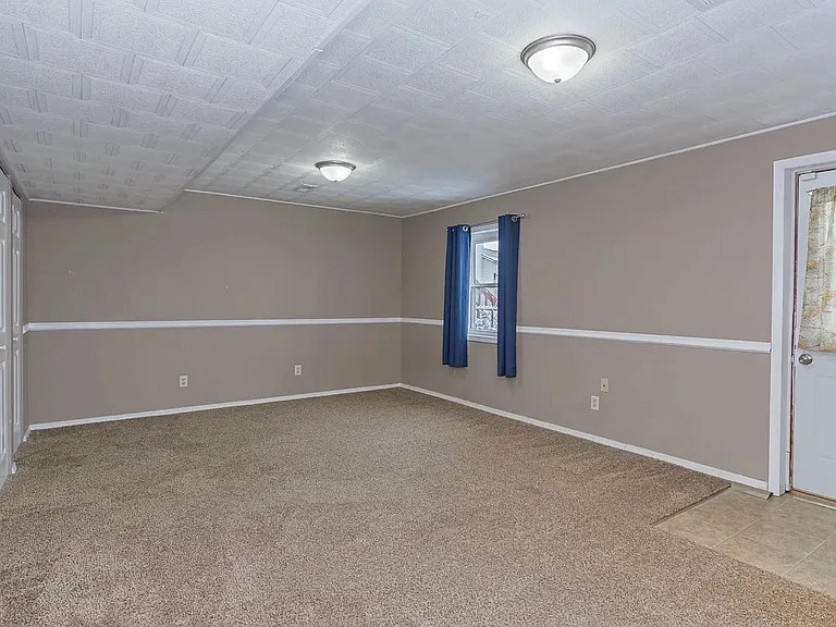 1 Parkshores Dr — Photo 24