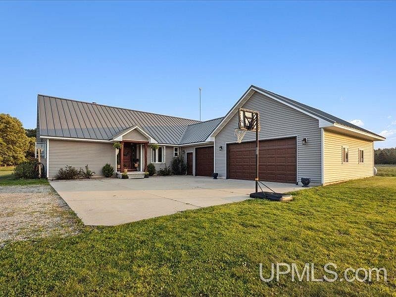 4439 W County Rd 338, Wallace, MI 49893 MLS 50119375 Zillow