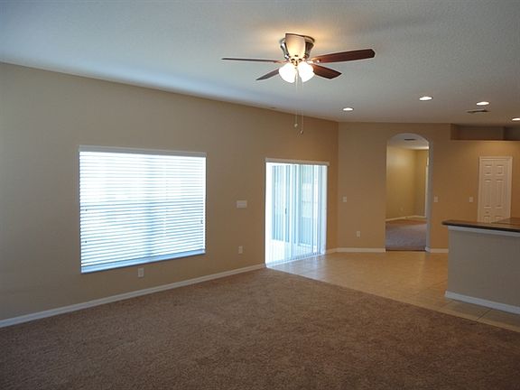 3rd image of 1304 Emerald Hill Way