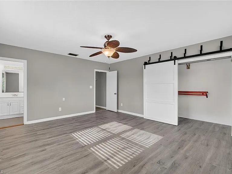 1420 Maravilla Ave — Photo 27
