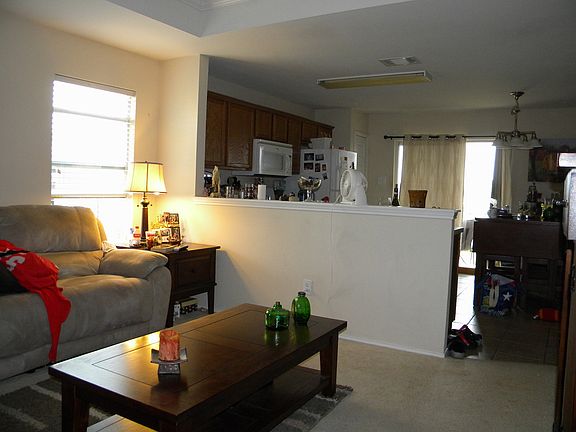 3rd image of 109 Onyx Lake Dr