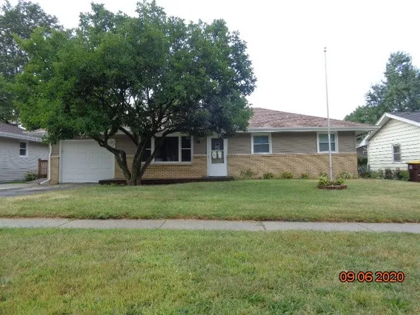 8028 Mildred Rd, Machesney Park, IL 61115