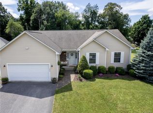 206 Stoney Dr, Syracuse, NY 13219