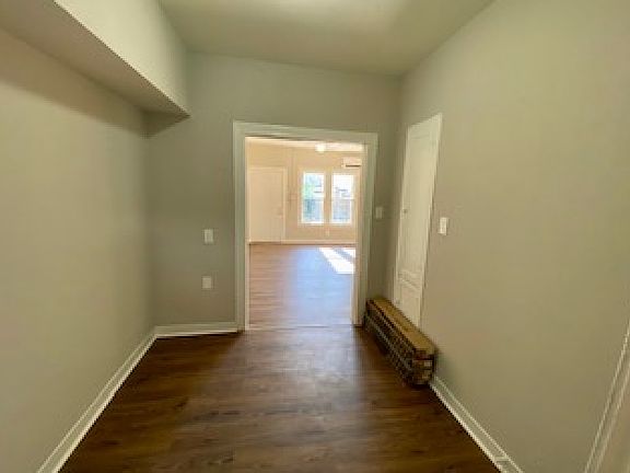 4th image of 1946 Fairmount Ave APT 103