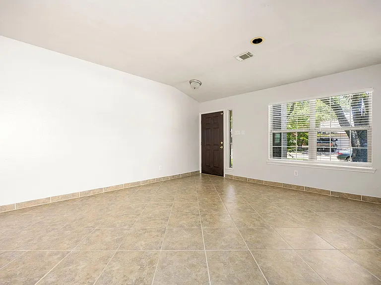 21623 Dalton Spring Ln — Photo 7