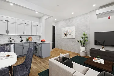 841 Dekalb Avenue, #3R