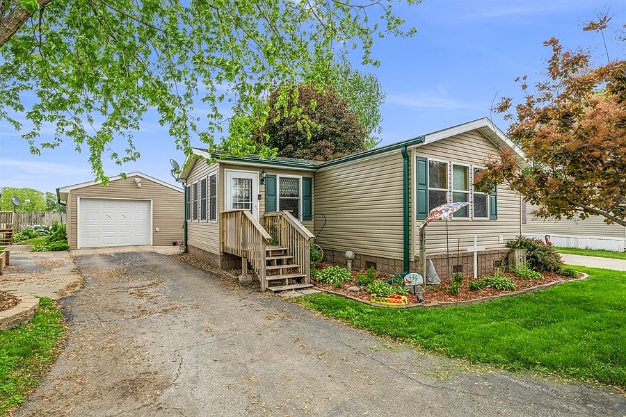 1st image of 775 Ashby Dr