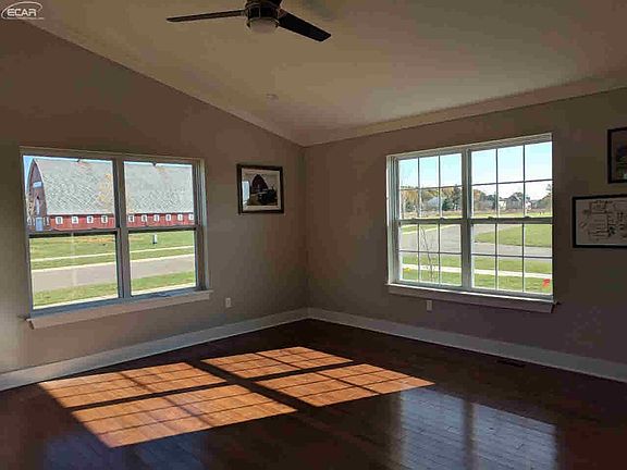 3rd image of 7010 Marigold Dr