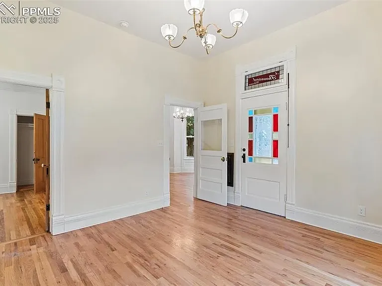 602 S 26th St — Photo 11