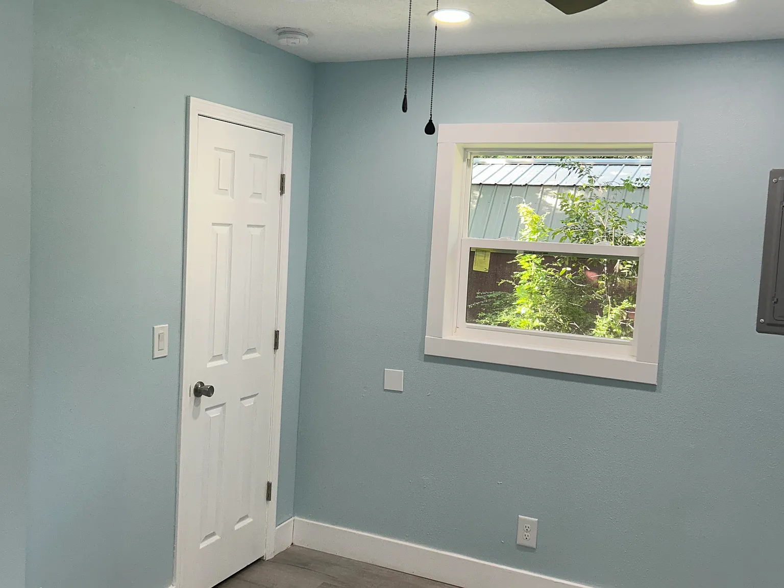 3 bed, 968 sqft, $1,600 — Photo 4