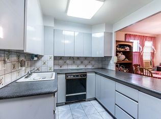 6971 57th Dr, Maspeth, NY 11378