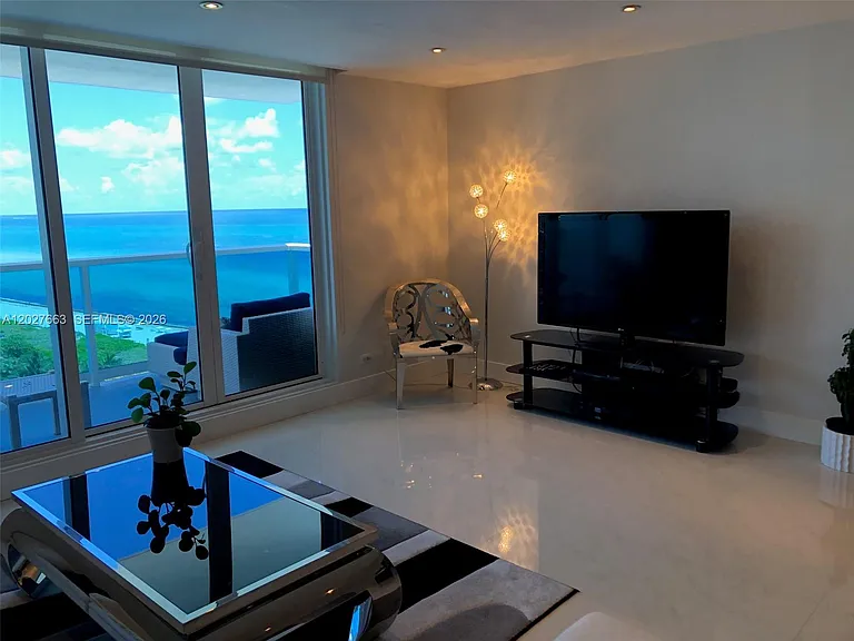 2301 Collins Ave #1210 — Photo 18