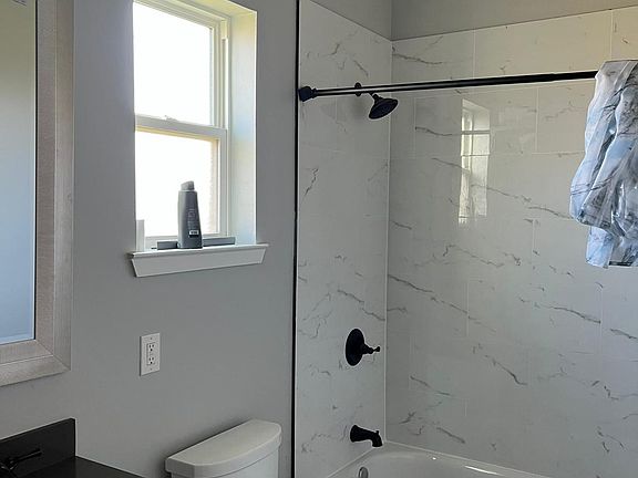3rd image of 3811 Tournefort St