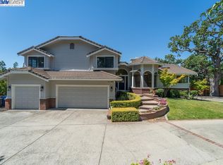 2045 Doris Ave, Walnut Creek, CA 94596