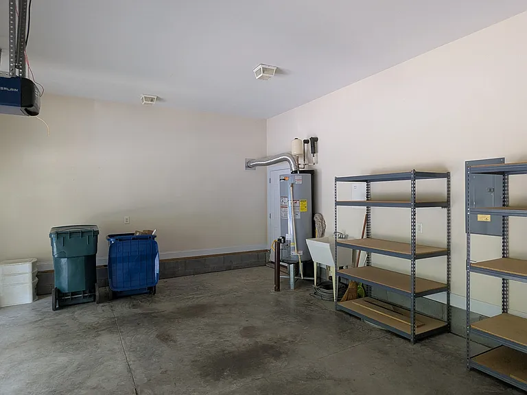 1605 Bellenden Dr — Photo 30