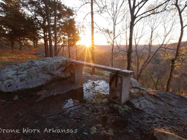 720 Porter Rd, Shirley, AR 72153